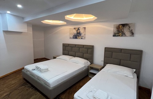 Sarande Hotel | Hotel Summer