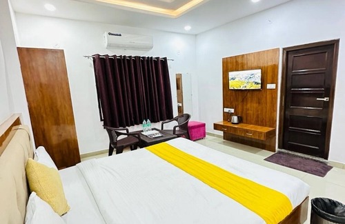 Central Area Hotel | Hotel Sunrise Palace Udaipur