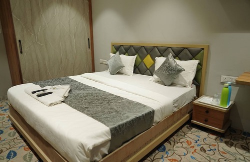 Ahmedabad Hotel | Hotel Sunway