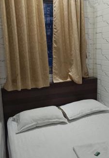 Taltala Hotel | Hotel Taiba International- Near New Market & Sudder Street, Esplanade, Dharamatala