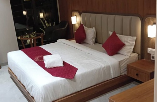 Mathura Hotel | Hotel Tanishka INN