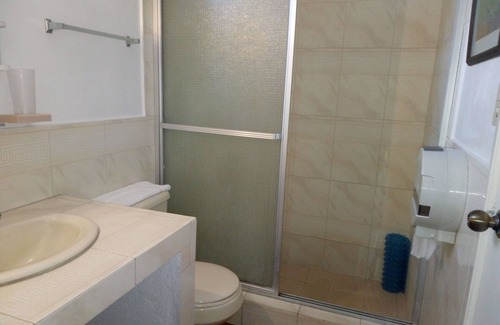 San Salvador Casa | Hotel Tazumal House