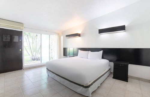 Xoxocotla Hotel | Hotel Teques Palace