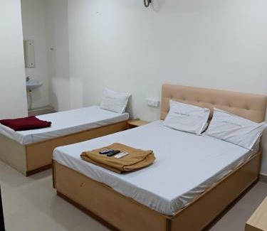 Triplicane Hotel | Hotel Thalapathi