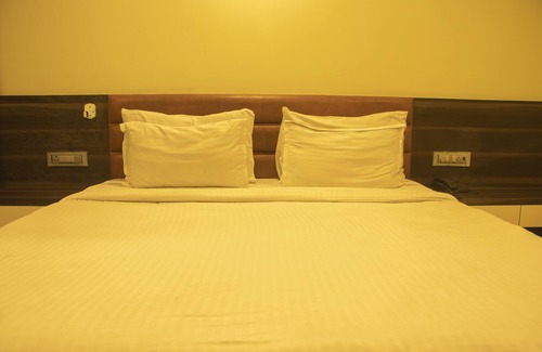 Bhopal Hotel | Hotel The Bentree, Bhopal
