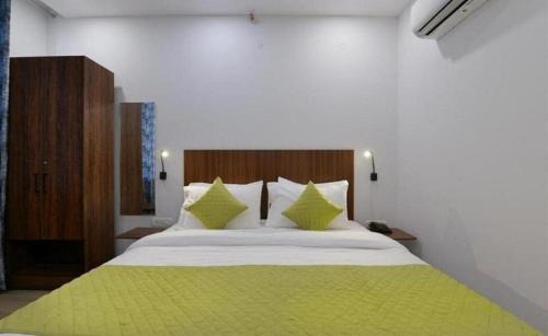 Indirapuram Hotel | Hotel The Emporio A Corporate Suites Near Sector 62, Noida