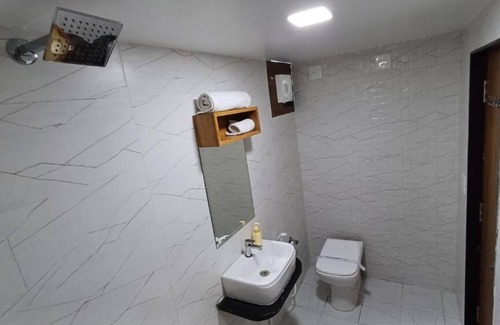 Patan Cama Y Desayuno | Hotel The Grand Jashi Residency