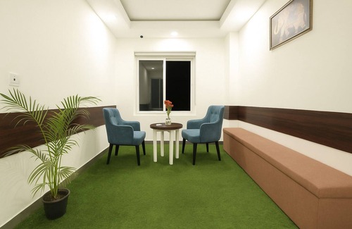 Shivalik Nagar Hotel | Hotel The Heights