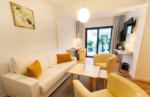 Es Pelats Hotel | Hotel The Place - Adults Only