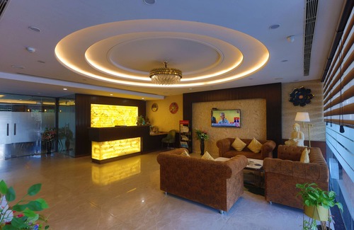 Sector 5 Hotel | HOTEL THE SAFFRON PARK