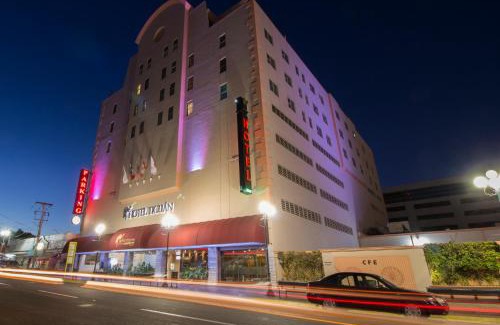 Avenida Revolución Hotel | Hotel Ticuán