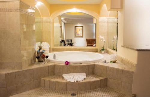 Avenida Revolución Hotel | Hotel Ticuán