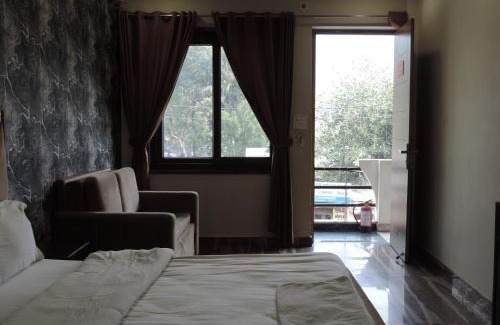 Rishikesh Hotel | Hotel Tirupati a luxury stay