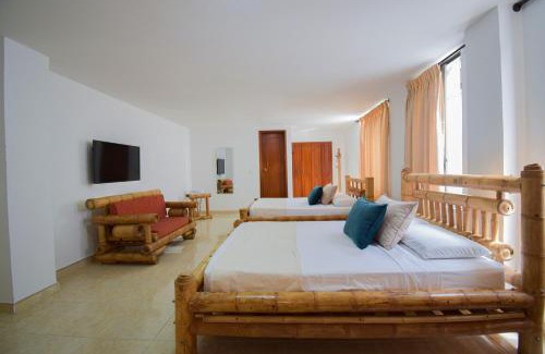 Armenia Hotel | Hotel Toledo Plaza