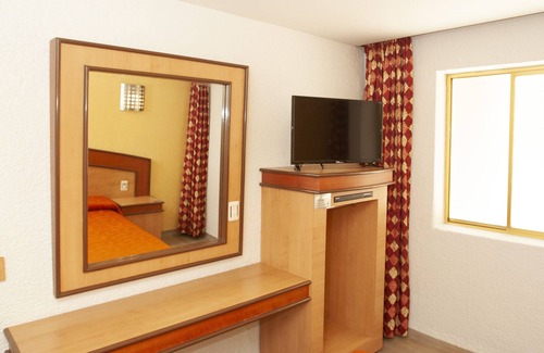 Cuauhtémoc Hotel | Hotel Tres Colonias - Adults Only