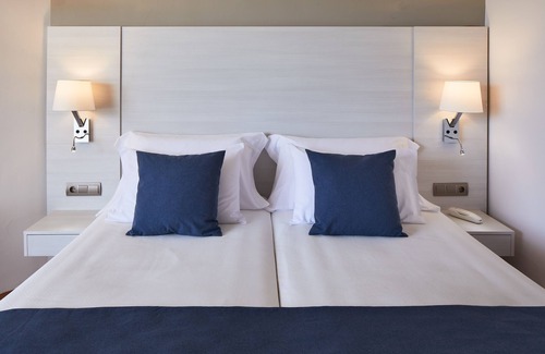 Santa Eulalia del Río Hotel | Hotel Tres Torres