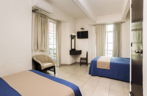 Casco antiguo Hotel | Hotel Trianon