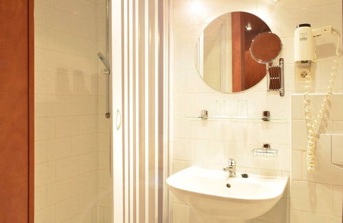 Invalidovna Hotel | Hotel Tristar