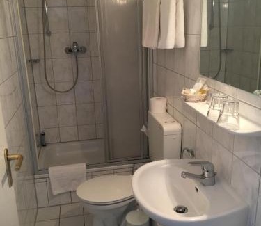 Hockenheim Casa | Hotel und Restaurant -Gasthaus Zur Pfalz