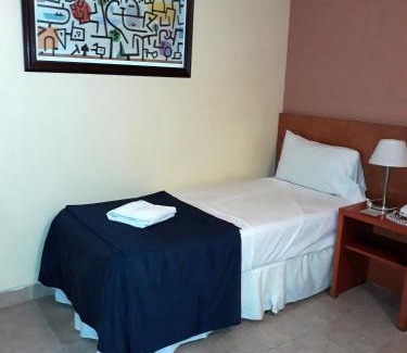 Microcentro Hotel | Hotel UTHGRA de las Luces