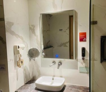 Mohangarh Hotel | Hotel V Hazratganj