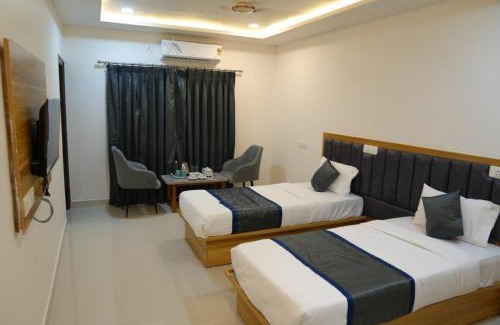 Kondapur Hotel | Hotel Vamshi Elite