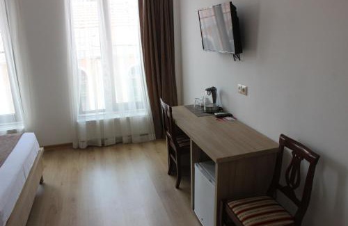 Batumi Hotel | Hotel Varios
