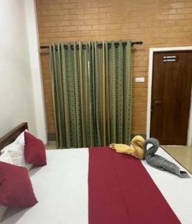Kekirawa Hotel | Hotel Varsha
