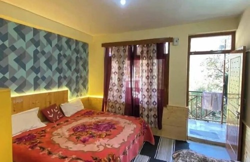 Vrindavan Hotel | Hotel ved