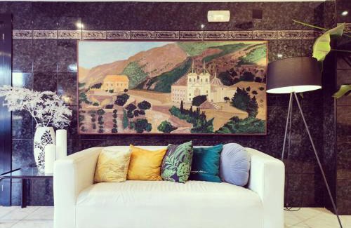 Baños y Mendigo Hotel | Hotel Venta El Puerto