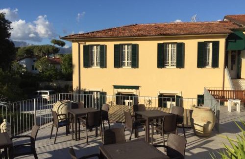 Marina di Pietrasanta Hotel | Hotel Verdesolemare