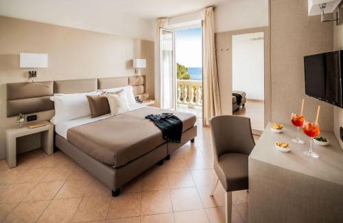 Rapallo Hotel | Hotel Vesuvio
