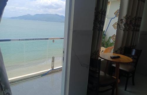 Quy Nhon Hotel | Hotel Vi-vu nhìn ra biển