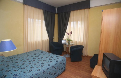 Porto San Giorgio Hotel | Hotel Victoria