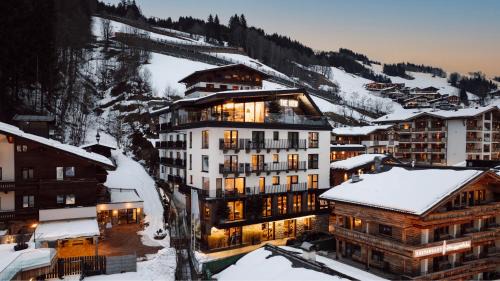 Hinterglemm Hotel | Hotel VIEW - incl Joker Card in Summer