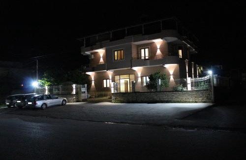 Berat Casa | Hotel Vila Maledhi