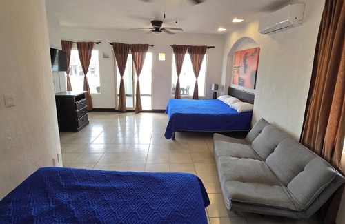 Ciudad Madero Hotel | Hotel Villa Capricho