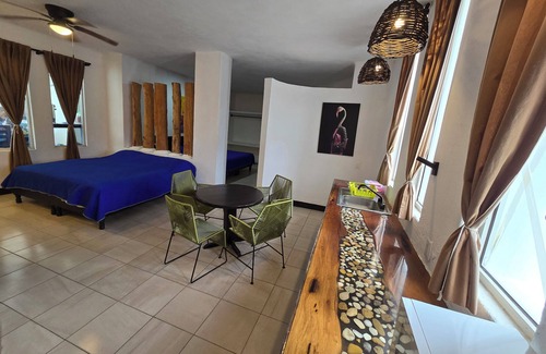 Ciudad Madero Hotel | Hotel Villa Capricho