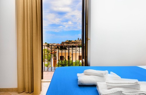 Lipari Historic Centre Hotel | Hotel Villa Cute-HVC