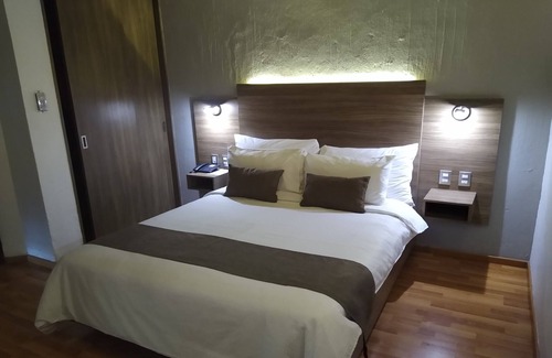 Zona Expo Hotel | Hotel Villa Del Sol