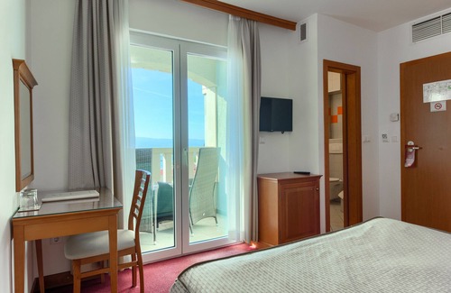 Omis Hotel | Hotel Villa Dvor