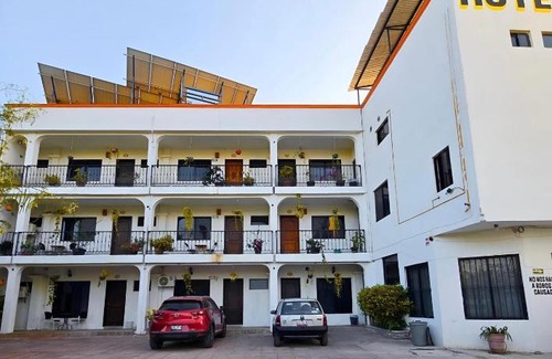 Tuxtla Gutiérrez Hotel | Hotel Villa Esmeralda