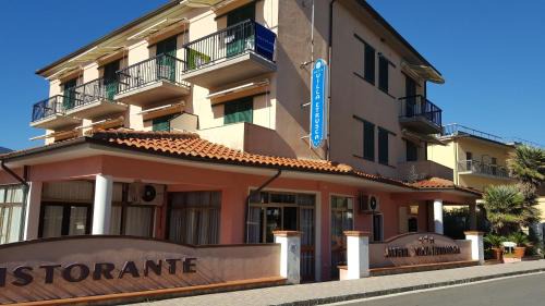 Marina di Campo Hotel | Hotel Villa Etrusca