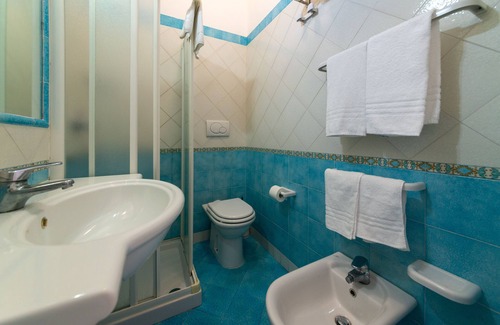 Ischia Porto Hotel | Hotel Villa Ireos