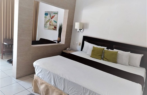 Centro comercial Shopping Centro Pinda Hotel | Hotel Villa las Rosas