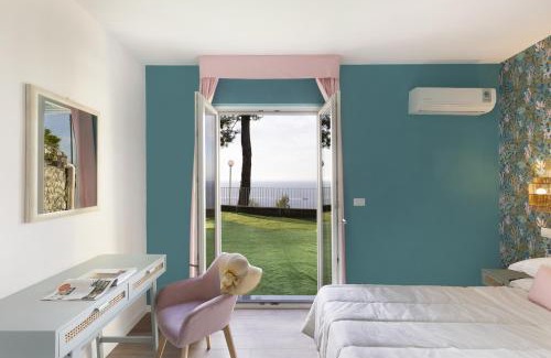 Marina di Puolo Hotel | Hotel Villa Lubrense Sorrento