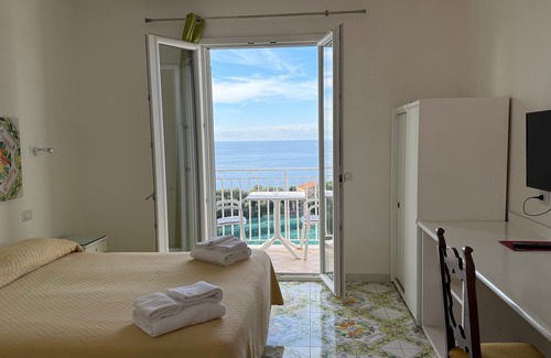Marina di Puolo Hotel | Hotel Villa Pina Antico Francischiello