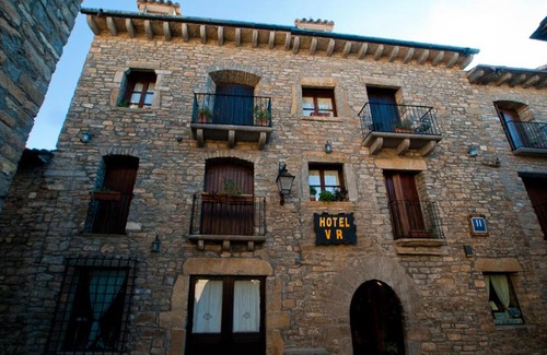 Ainsa Hotel | Hotel Villa Románica