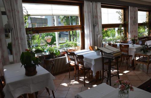 Massagno Hotel | Hotel Villa Selva