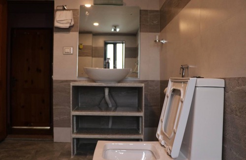 Pokhara Hotel | Hotel Visitors Inn, Pokhara